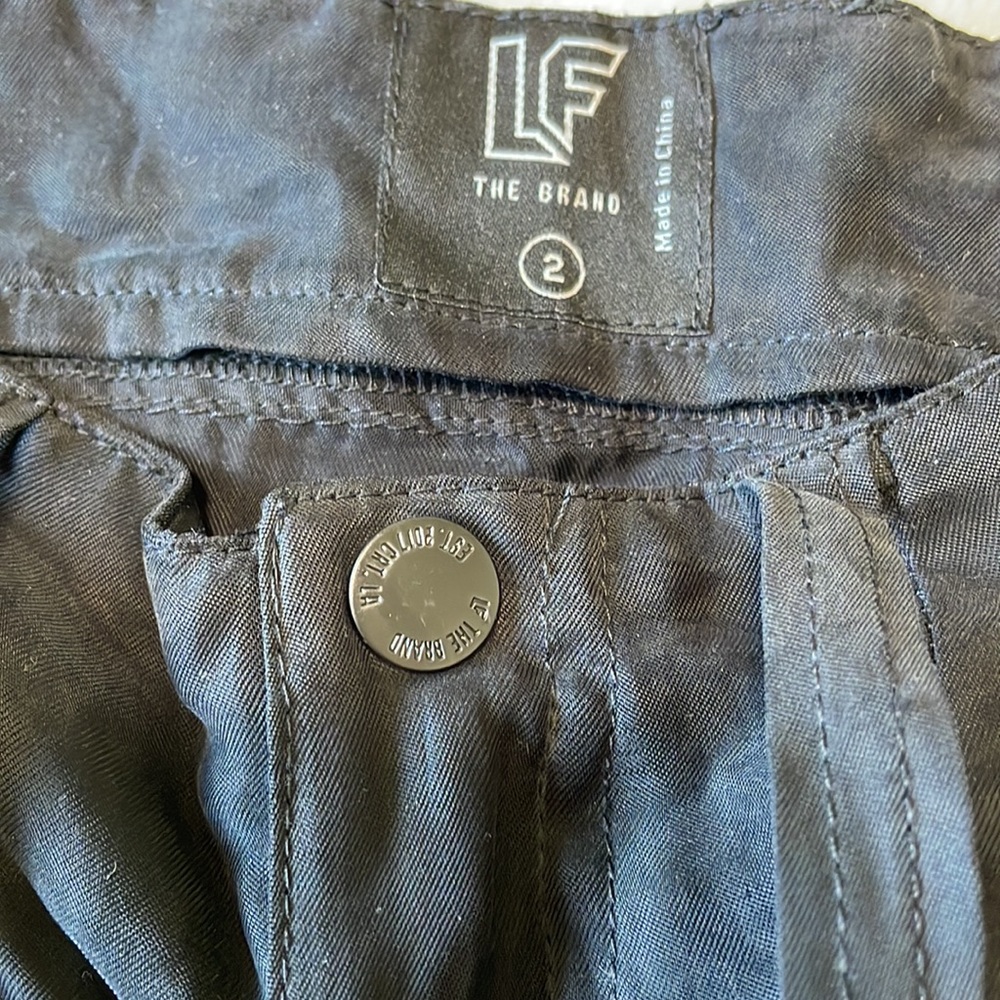 LF woman’s skirt - Picture 2 of 4